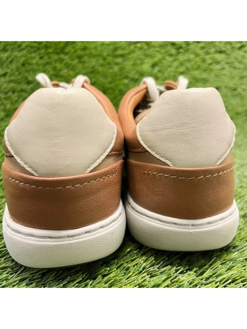 Clarks Nalle Fern Womens Size 9.5 Brown Beige Athletic Leather Shoes Sneakers